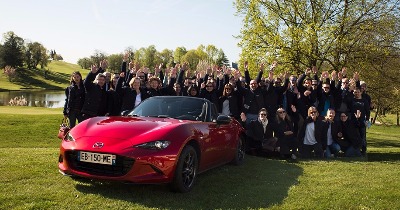 Les salariés de Mazda France roulent tous en MX-5 !